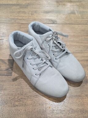 Woobies Men's 7.62 Taupe Canvas Shoes Size 9